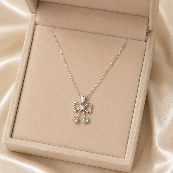 Elegant Floral Crystal Pendant Necklace